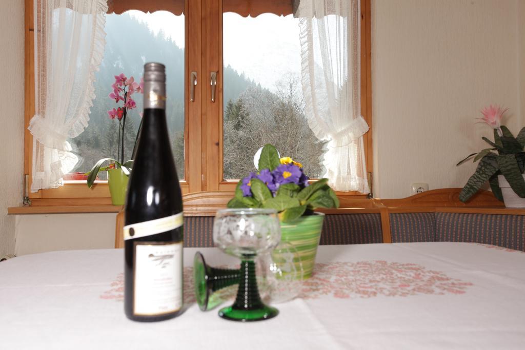 Haus Derra Bed and Breakfast Mittelberg Exterior foto