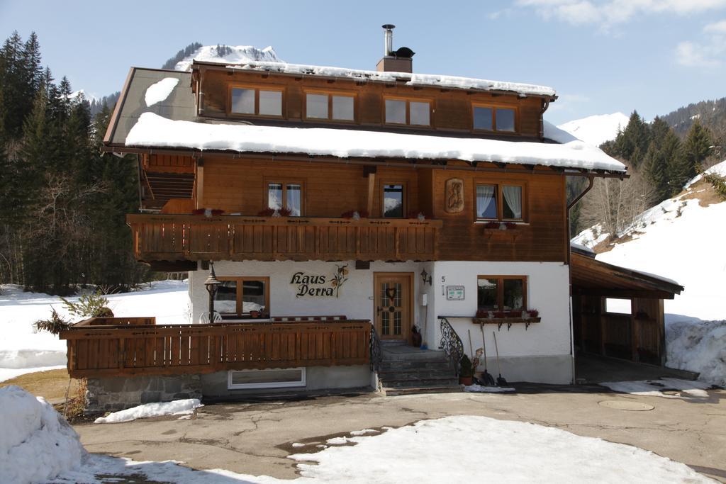 Haus Derra Bed and Breakfast Mittelberg Exterior foto